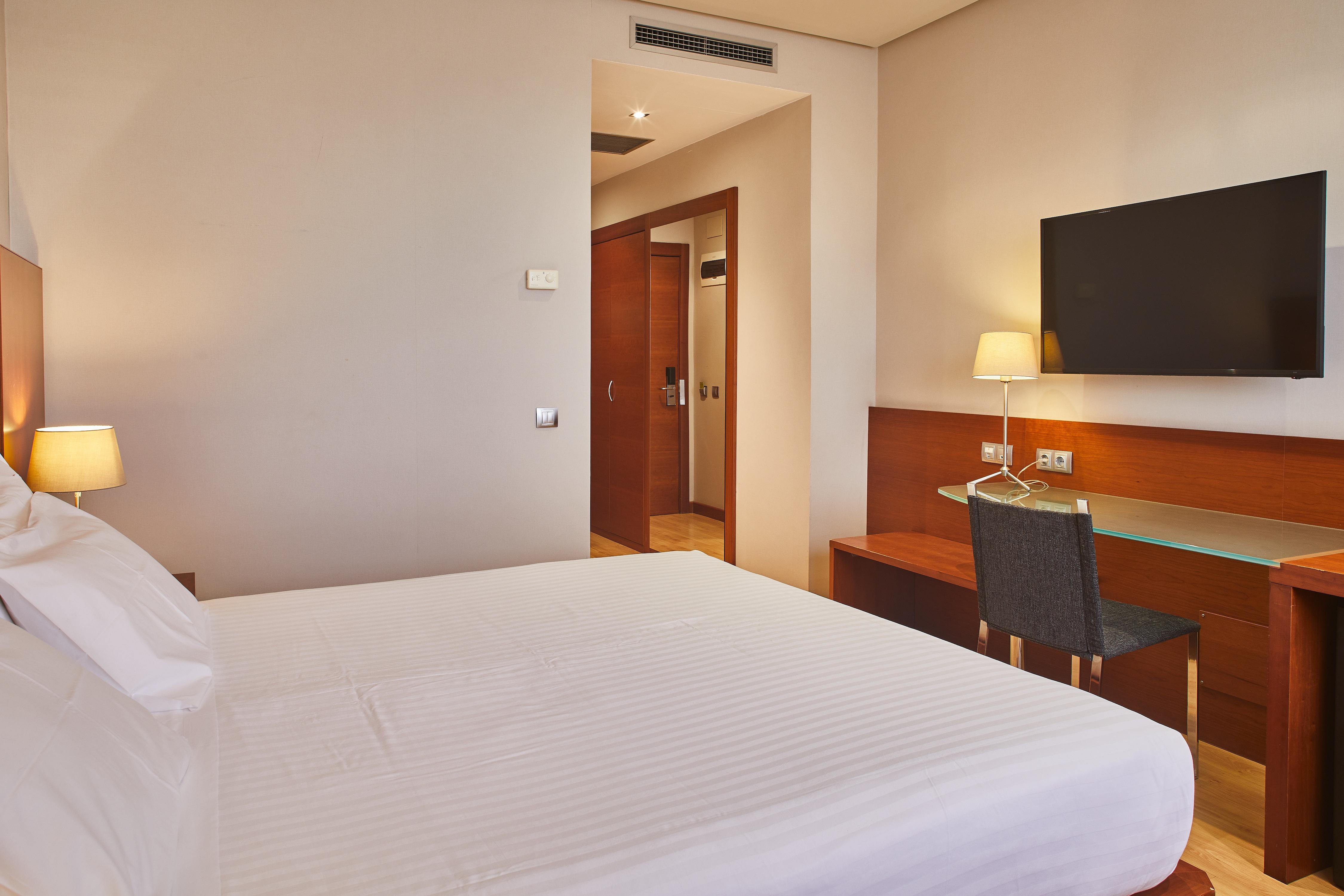 Hotel Silken Ciudad Gijón Esterno foto
