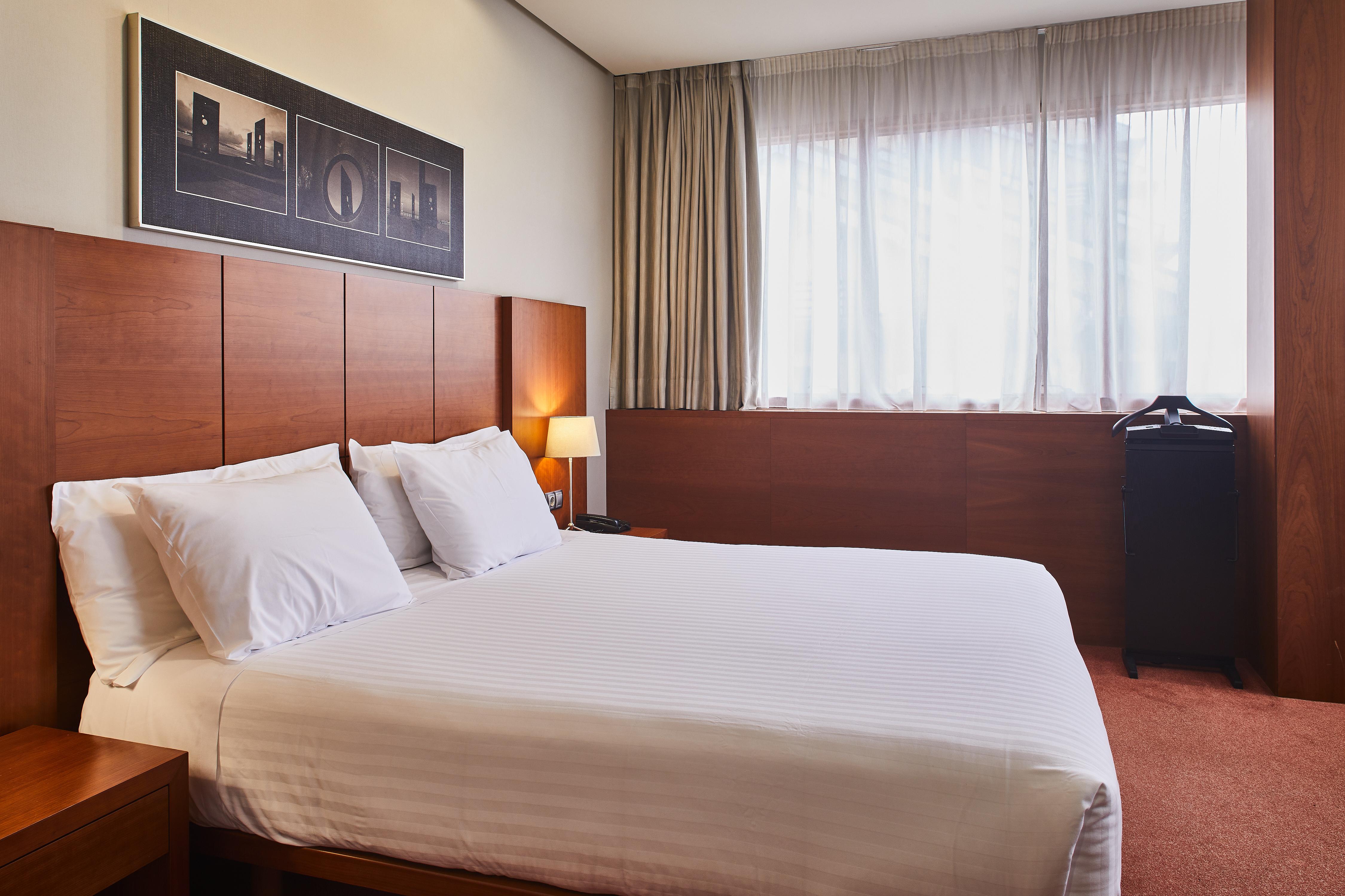 Hotel Silken Ciudad Gijón Esterno foto