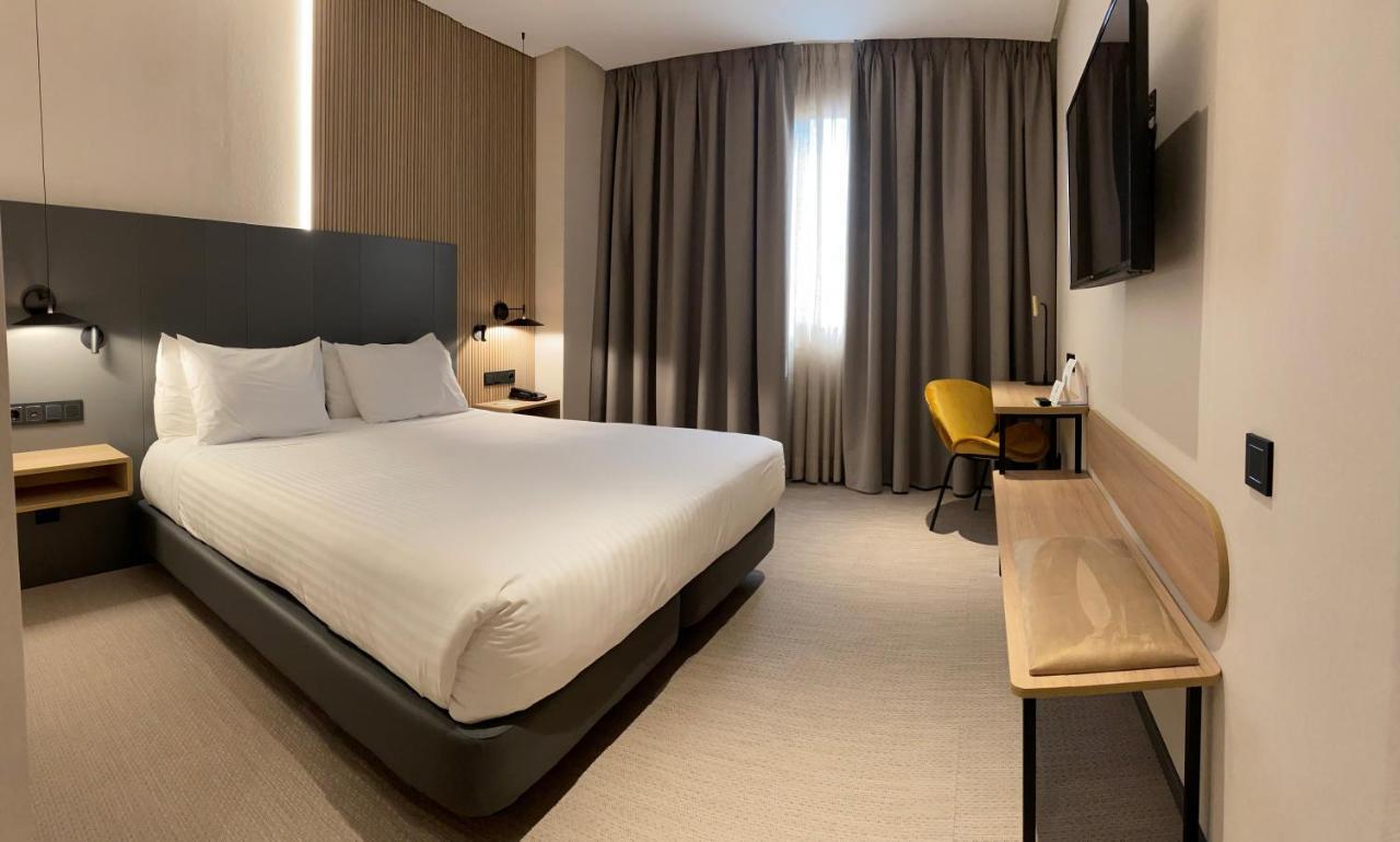 Hotel Silken Ciudad Gijón Esterno foto